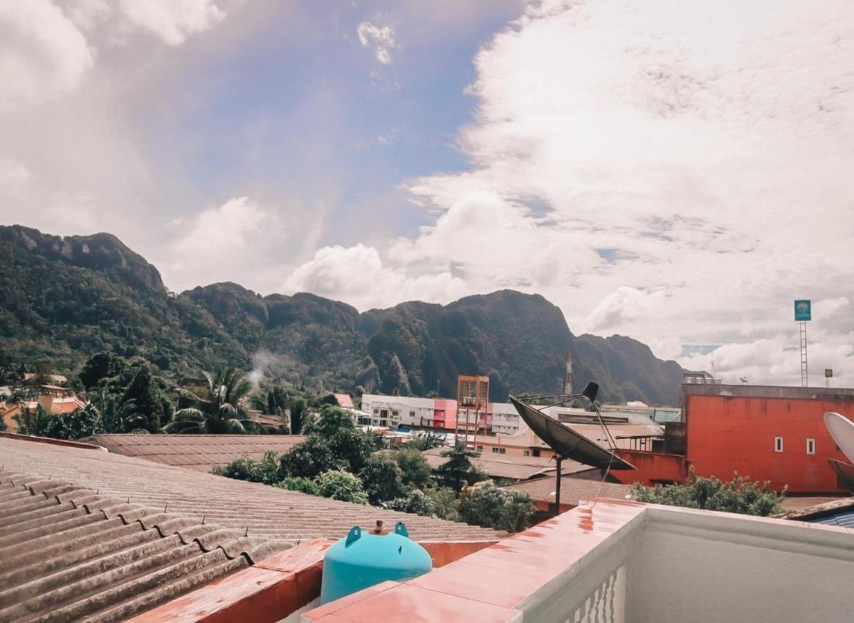 Thaweesuk Heritage Homestay Phang Nga Eksteriør bilde